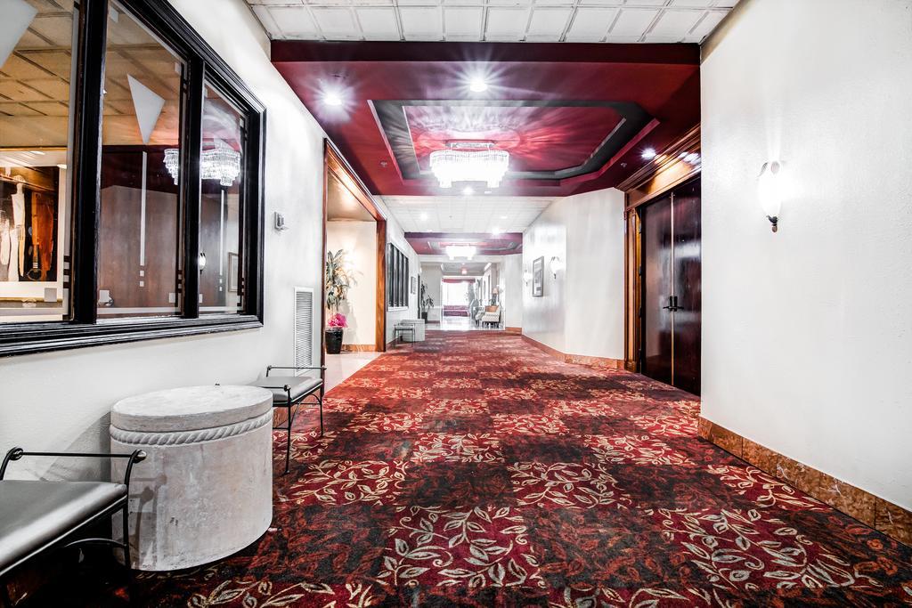 Ramada Plaza By Wyndham Atlanta Airport Hotel College Park Eksteriør billede