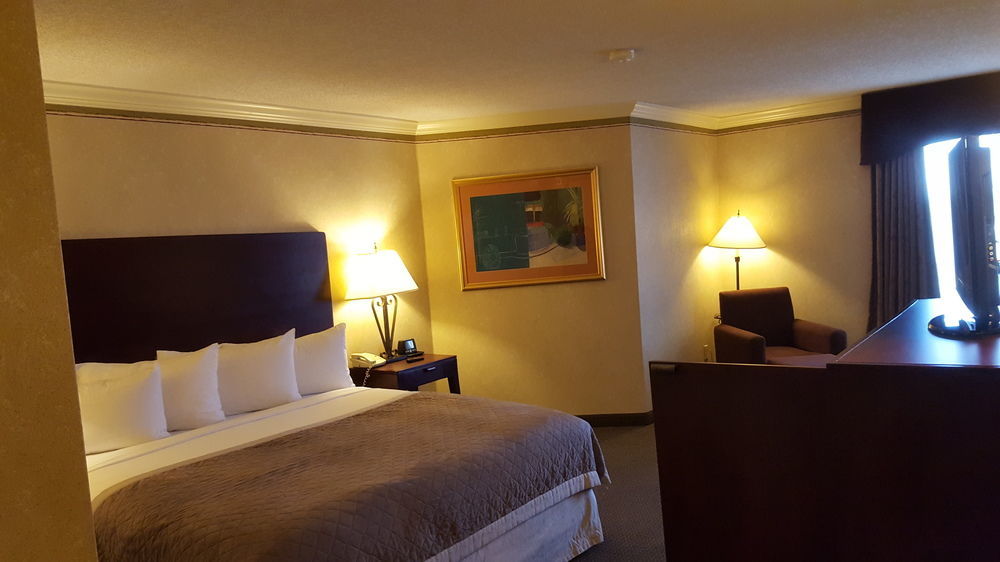 Ramada Plaza By Wyndham Atlanta Airport Hotel College Park Eksteriør billede